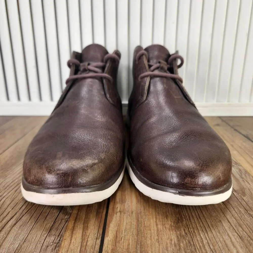 UGG Freamon Chukka Boots Mens Size 11 Brown Leather Preppy Ankle Shoes 1013234